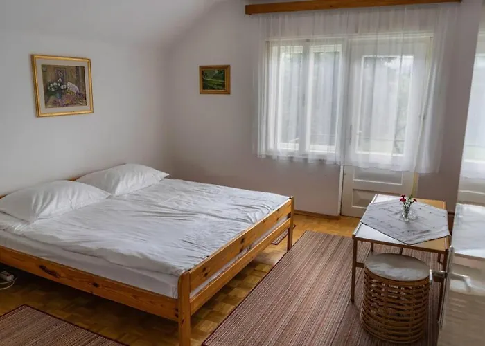 アパート Apartma Jansa